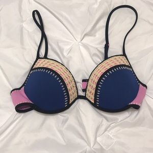 Victoria’s Secret Swim Top 💙💜 34C